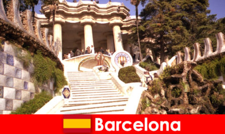 I migliori punti salienti e attrazioni per i turisti a Barcellona
