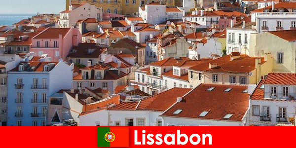 Lisbona, la principale destinazione di viaggio della città costiera con sole sulla spiaggia e cibo delizioso