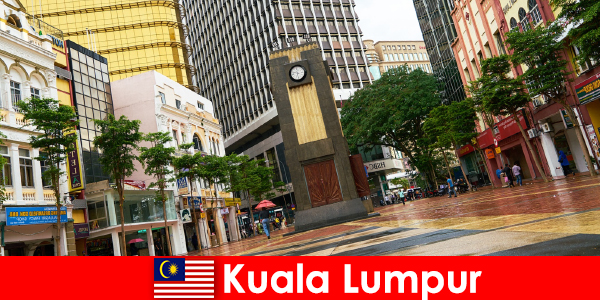 Kuala Lumpur è il centro culturale ed economico della più grande area metropolitana della Malesia