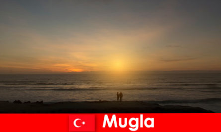 Viaggio estivo a Mugla in Turchia con baie pittoresche per gli amanti del cuore della città