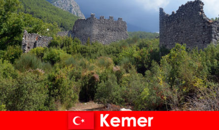 Viaggio di studio alle antiche rovine di Kemer in Turchia per esploratori