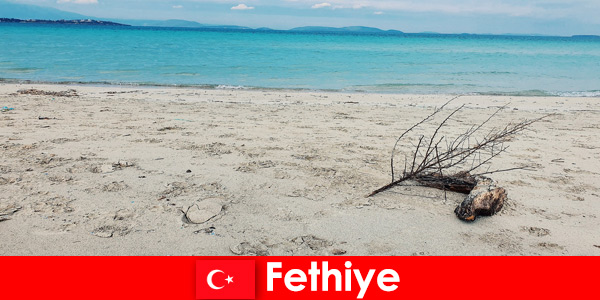 Viaggio di relax per turisti stressati sulla riviera turca Fethiye