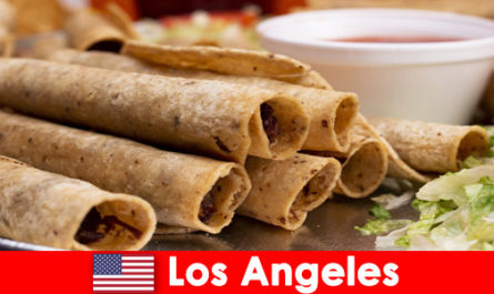I visitatori stranieri possono aspettarsi un variegato evento culinario nei migliori ristoranti di Los Angeles negli Stati Uniti
