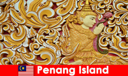 Il turismo culturale attrae molti visitatori stranieri nell'isola di Penang in Malesia