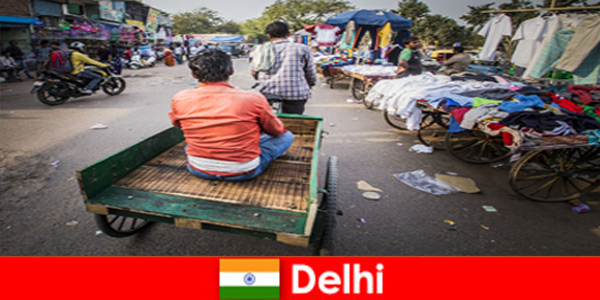 Vacanze all’estero Strade animate e molto trambusto sono i tratti distintivi di Delhi in India