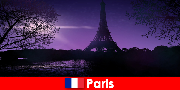 Francia Parigi Città dell’Amore Stranieri in cerca di un partner per un’avventura discreta