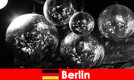 Escort Berlino Germania I vacanzieri adorano le ragazze squillo professionali
