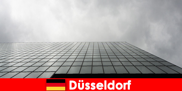 Escort Düsseldorf Germania I viaggiatori vogliono vivere l'esperienza del puro lusso nella metropoli