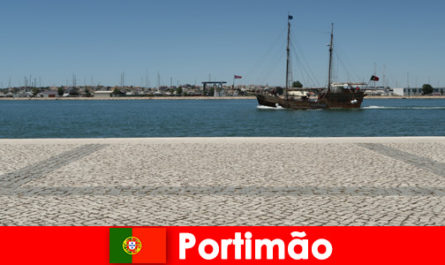 Consigli di viaggio utili per le vacanze in famiglia a Portimão in Portogallo