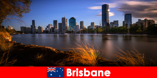 Esplora il clima mite e gli splendidi luoghi di Brisbane in Australia come turista