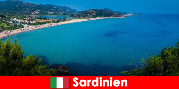 Spiagge fantastiche attendono i turisti in Sardegna Italia