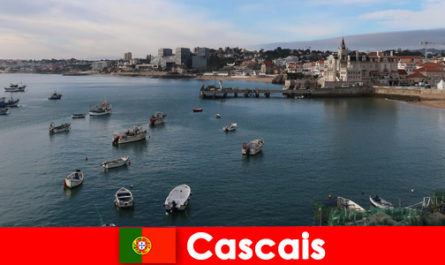 Cascais Portogallo ha ristoranti tradizionali e splendidi hotel