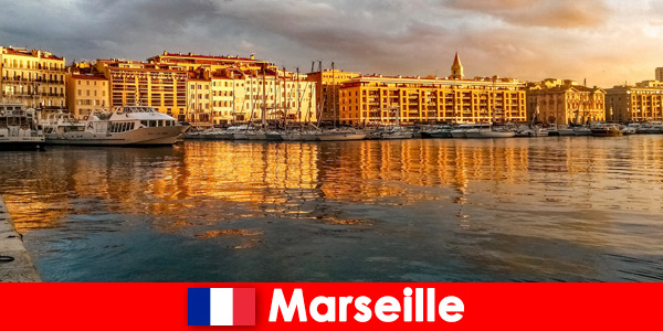 Viaggia a Marsiglia Francia prenota presto hotel e alloggi