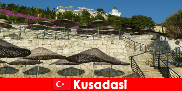 Goditi gli hotel con un ottimo servizio e una cucina raffinata a Kusadasi, in Turchia