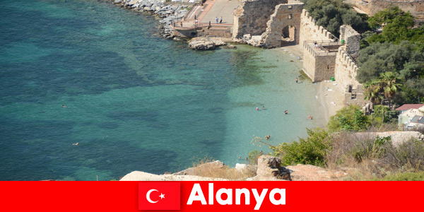 Spiagge fantastiche e molti luoghi da scoprire ad Alanya, in Turchia