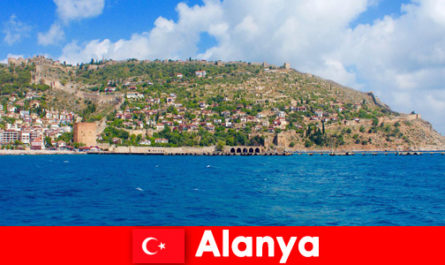 Vacanze ad Alanya Turchia con un clima mediterraneo perfetto per nuotare