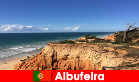 Fare jogging e camminare sono le cose più popolari da fare nella città costiera di Albufeira, in Por-togallo