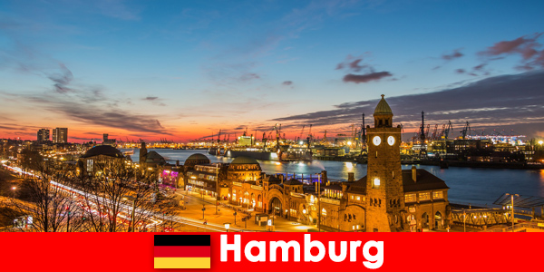 Raccomandazione popolare di molti turisti provenienti da tutto il mondo per la bellissima città di Amburgo