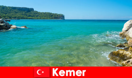 Kemer Dove si incontrano le antiche città della Turchia e le gloriose spiagge